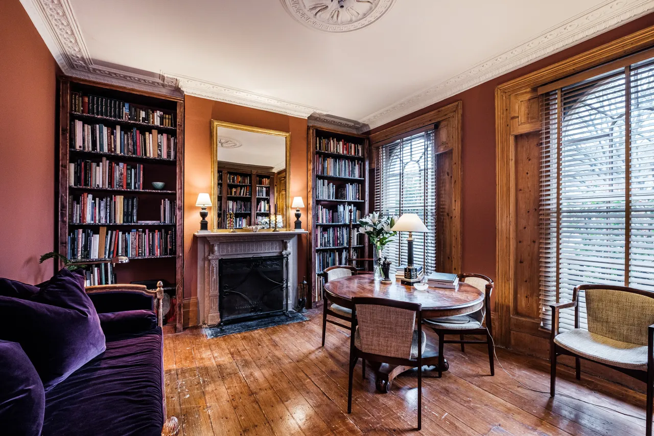 1 bed flat for sale, Parkhurst Road, London, N7