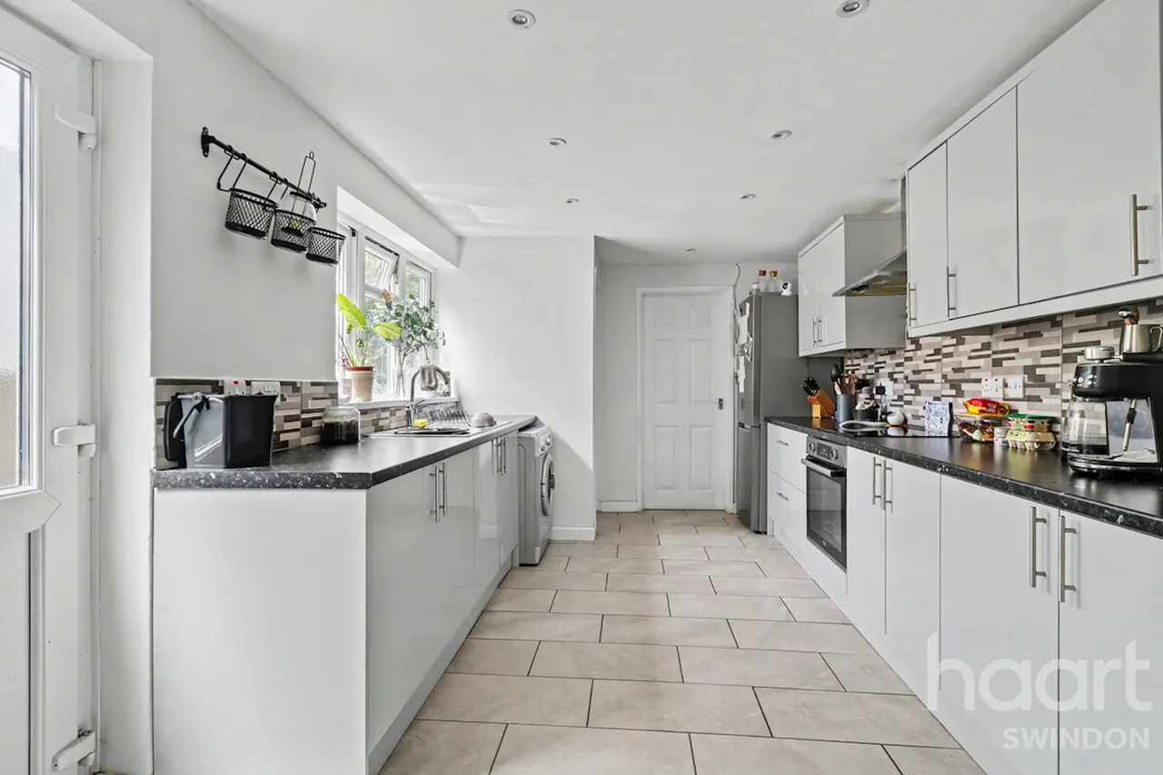 William Street, Swindon, SN1, photo 6