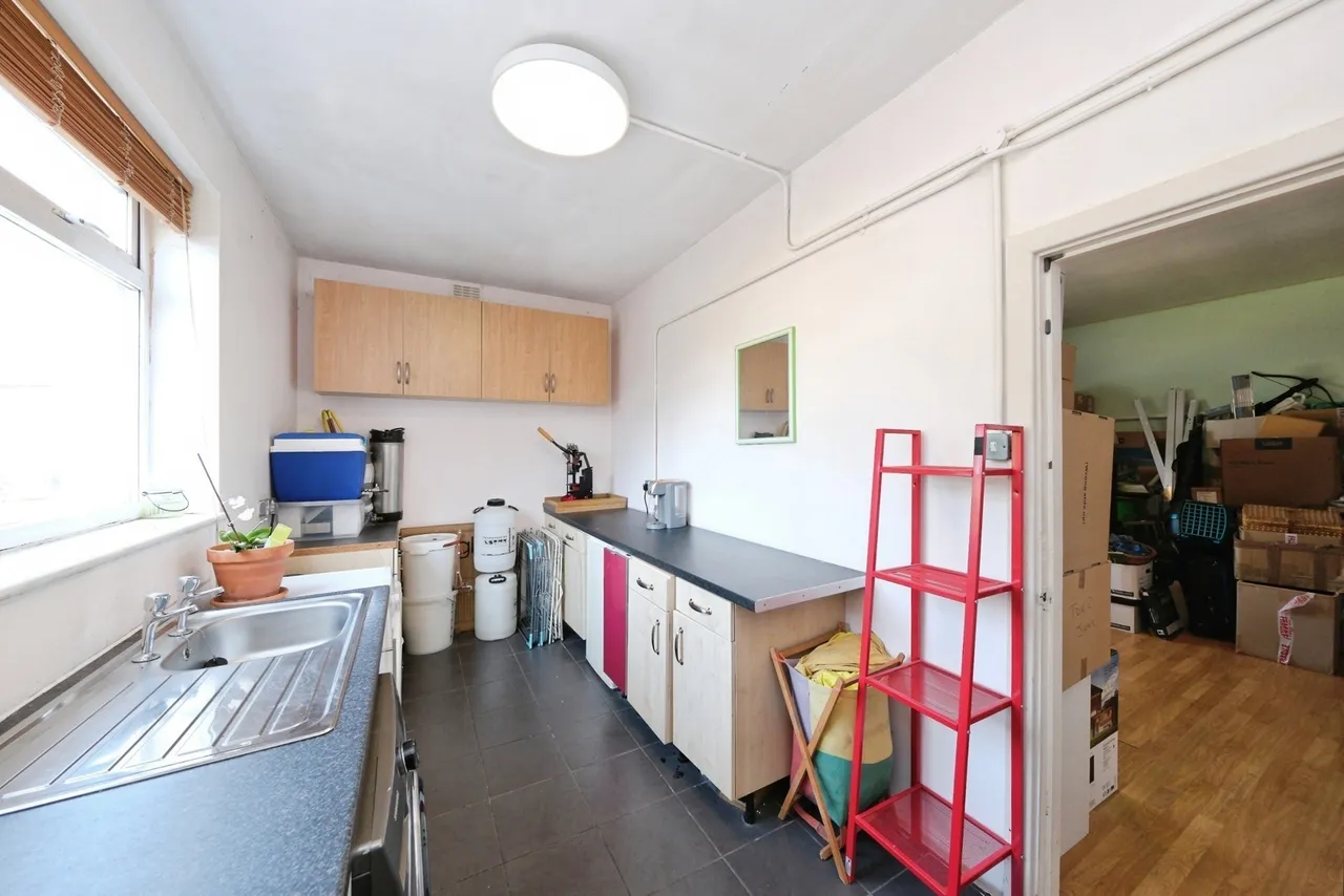Prest Avenue, Meden Vale, Mansfield, Nottinghamshire, NG20, photo 26