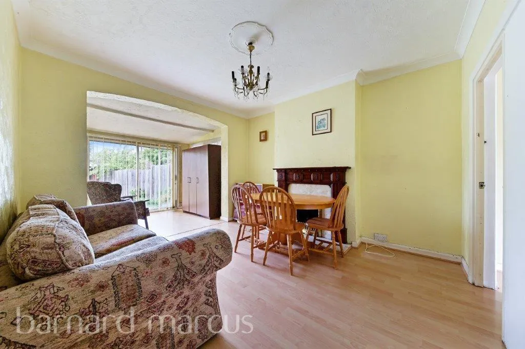 Edgehill Road, Mitcham, CR4, photo 2