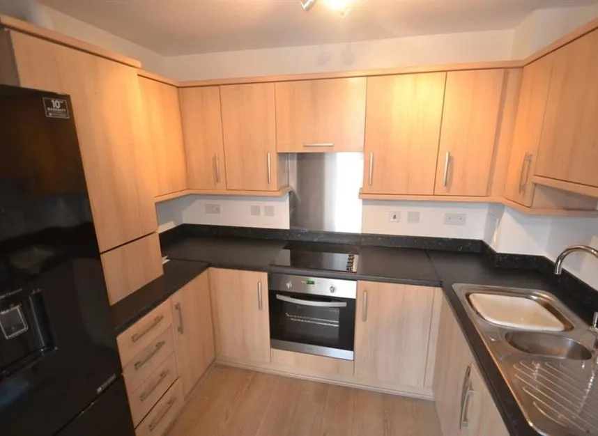 Evelyn Walk, Greenhithe, DA9, photo 3