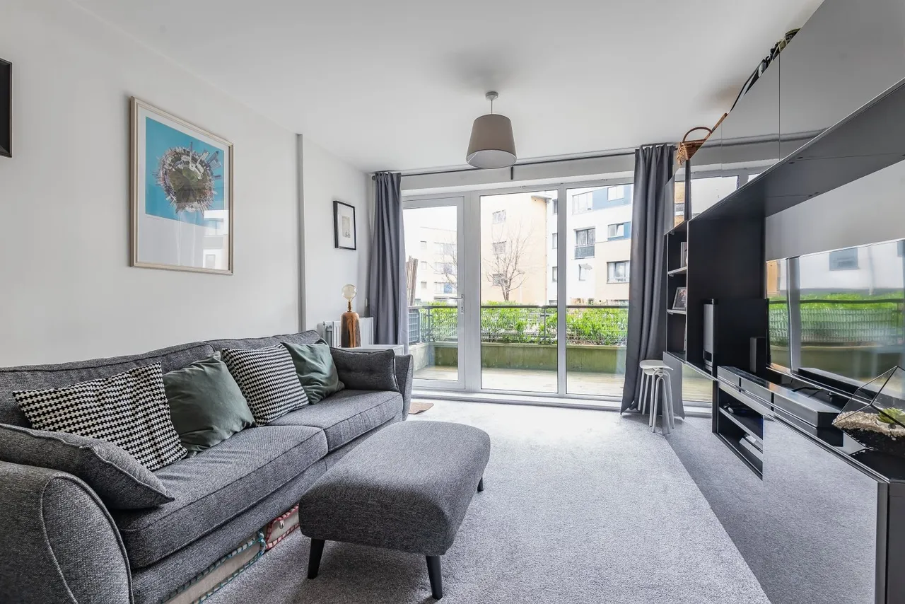 Tarves Way, London, SE10, photo 2