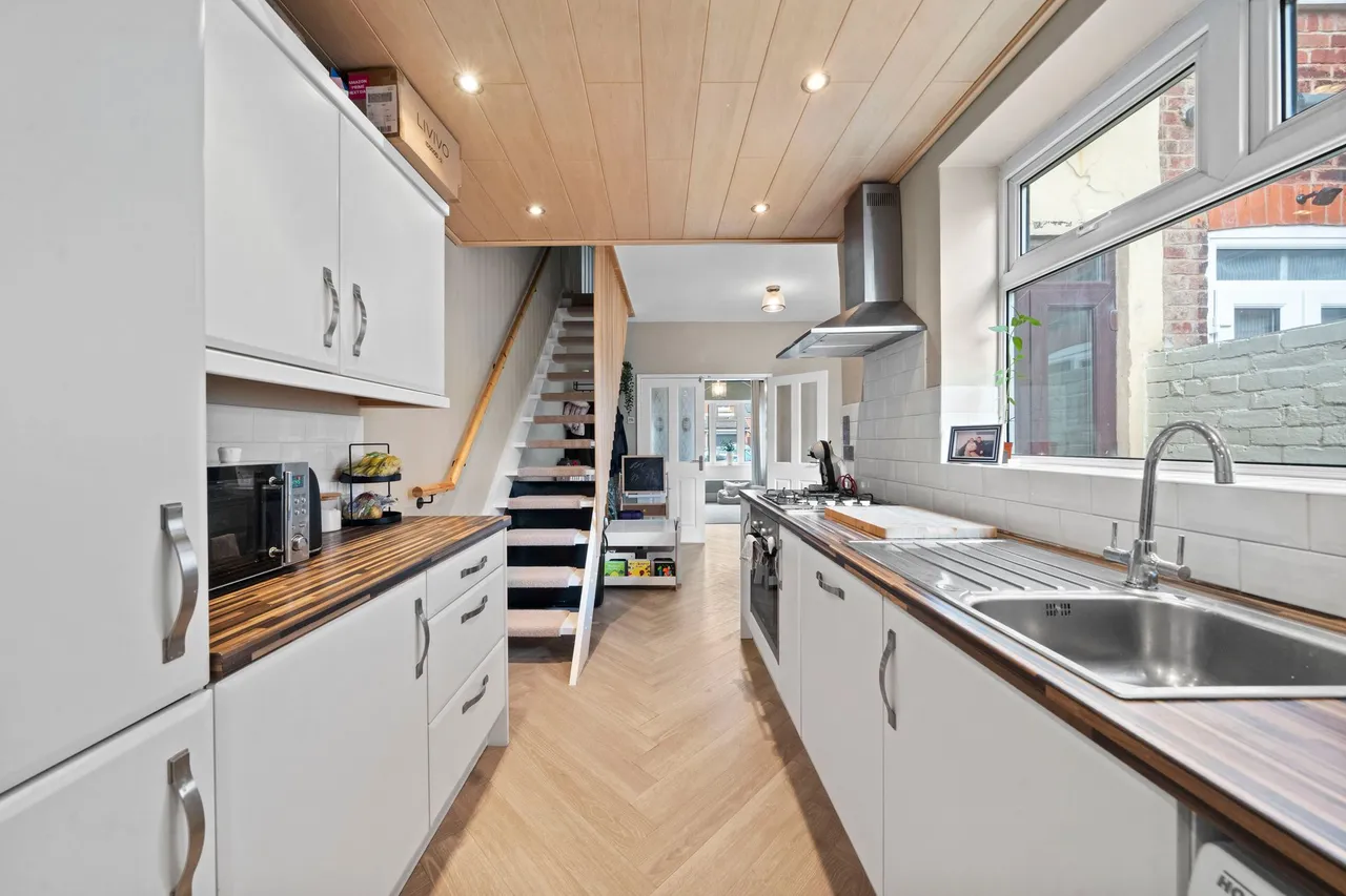 Sandy Lane, Lowton, Warrington, Warrington, WA3 1DS, photo 3