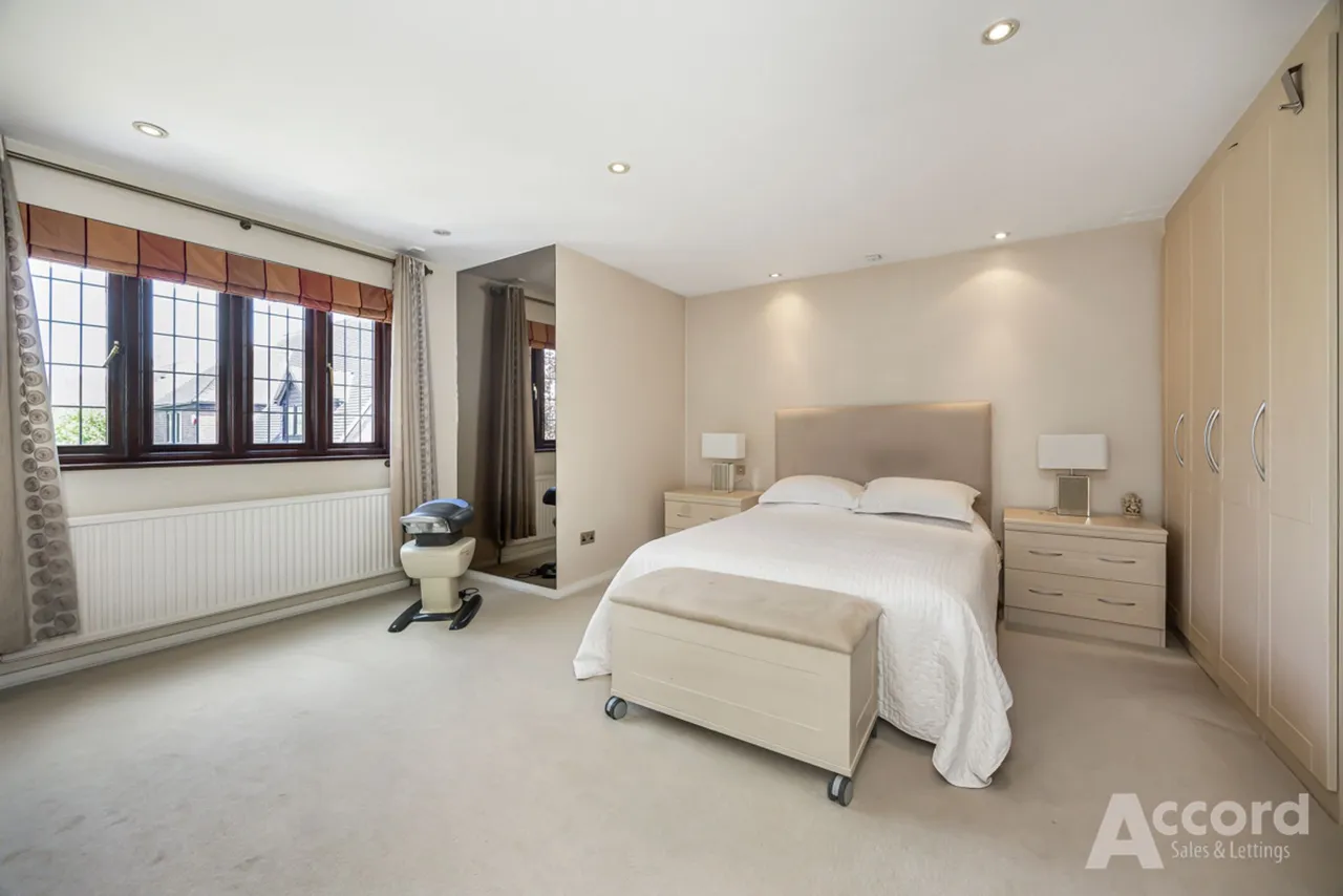 Clairvale, Hornchurch, RM11, photo 45