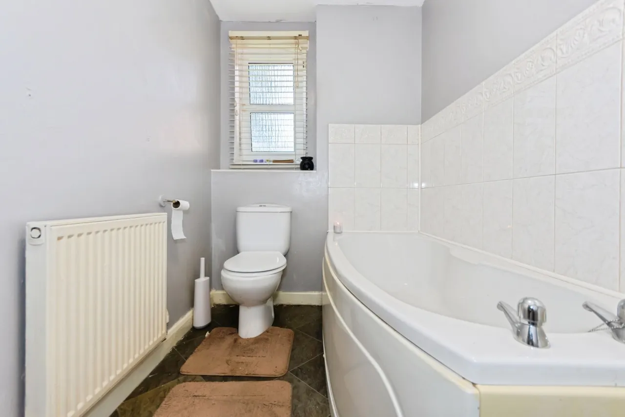 Vine Lane, Birmingham, West Midlands, B27, photo 12