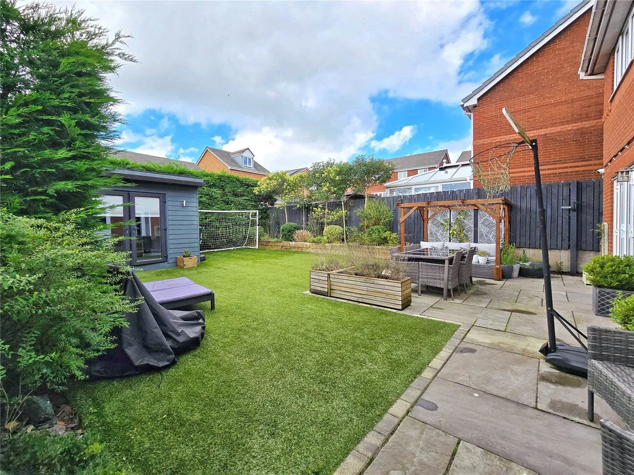 Varley Close, Bacup, OL13, photo 25