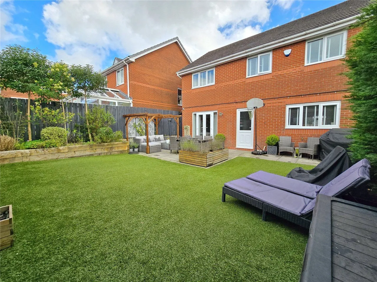Varley Close, Bacup, OL13, photo 4