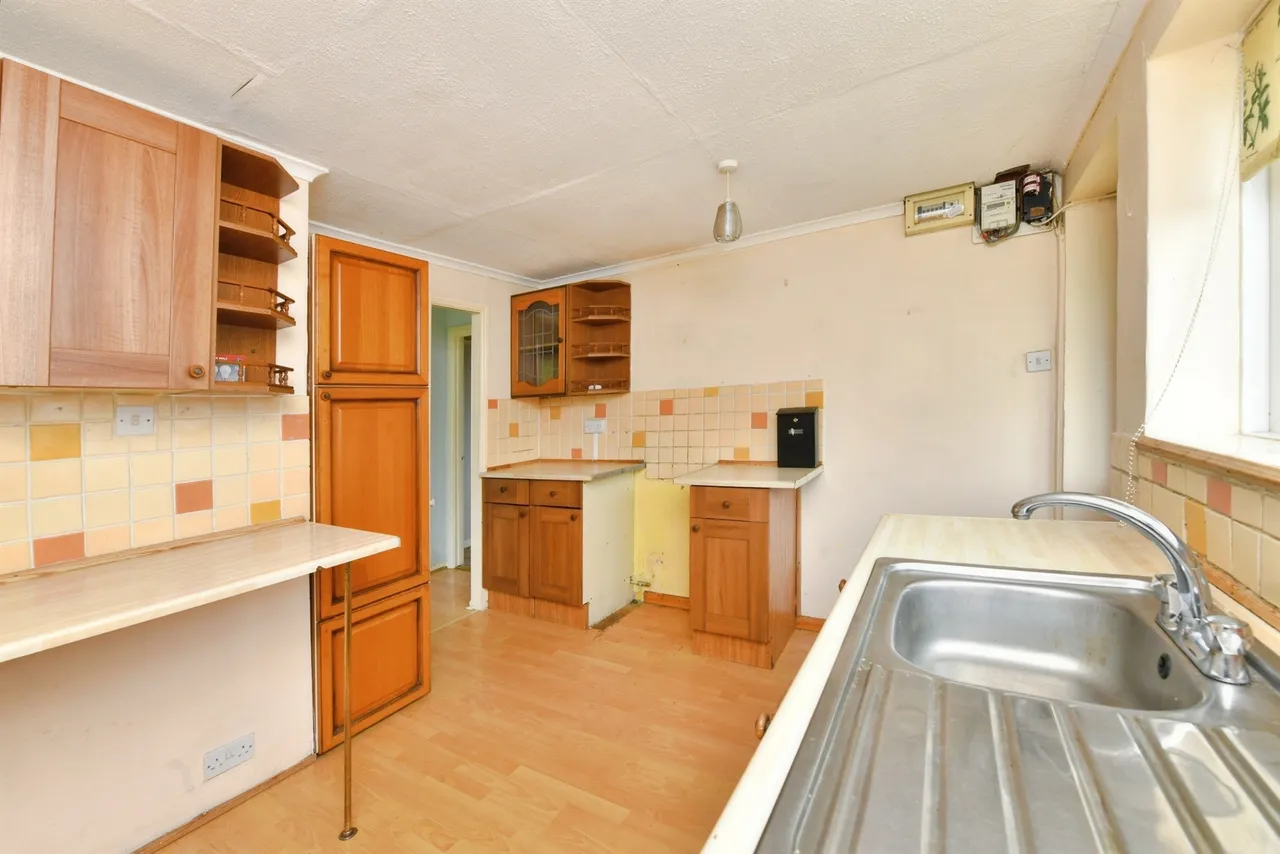 St. Annes Road, Saltash, photo 5