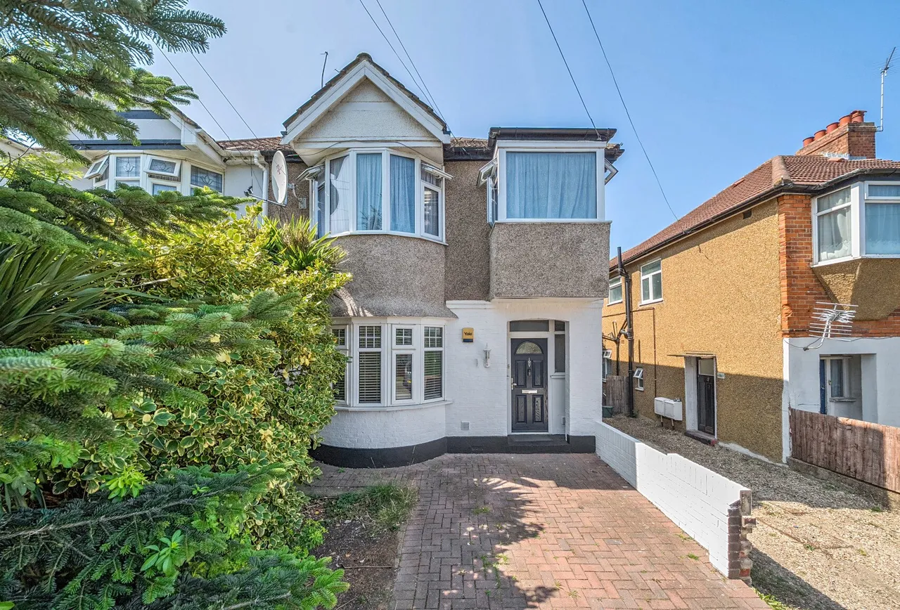 Townsend Lane, London, NW9 7JG, photo 2