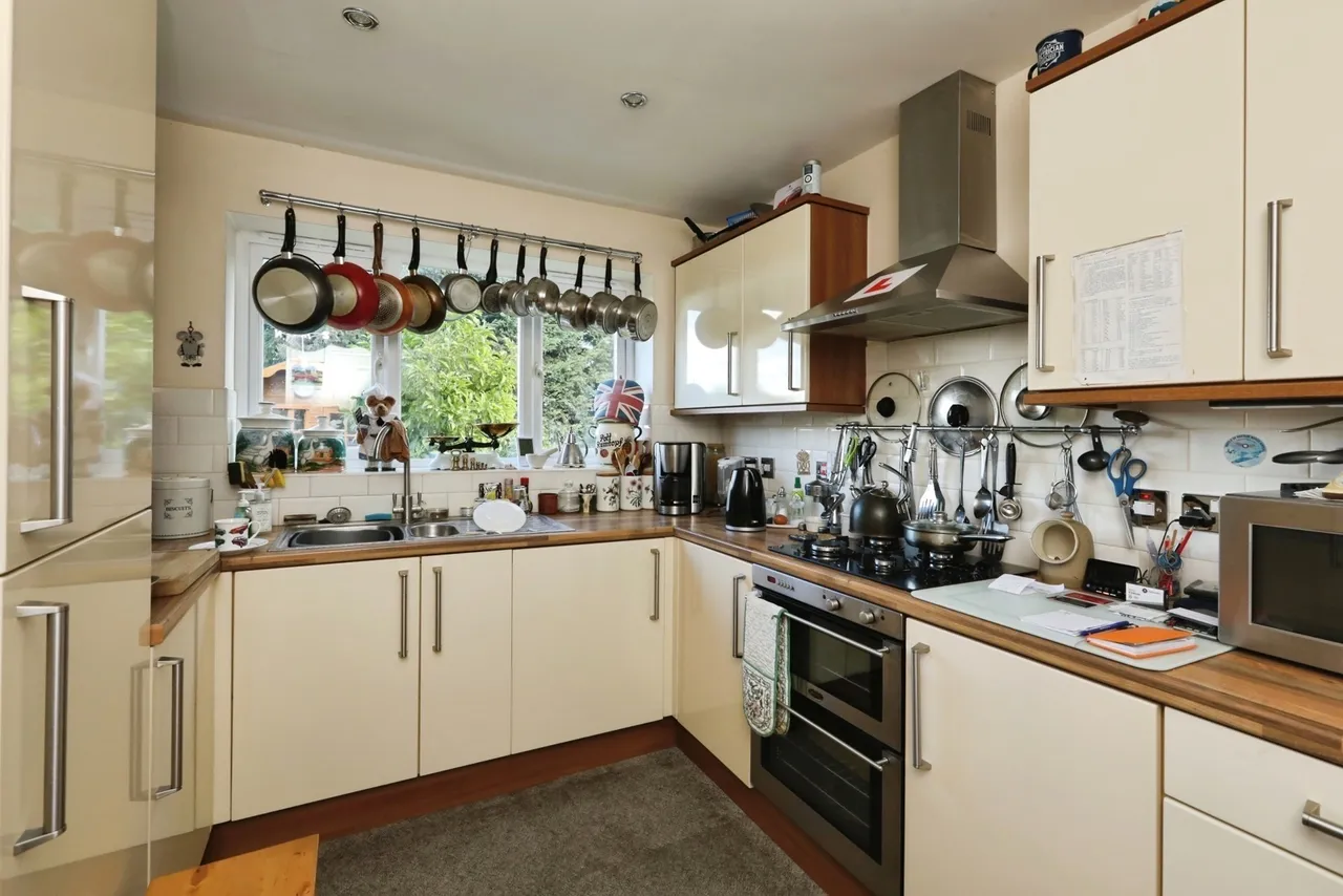 Waverley Avenue, Thurcroft, S66, photo 12
