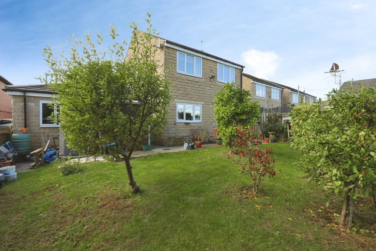 Waverley Avenue, Thurcroft, S66, photo 4