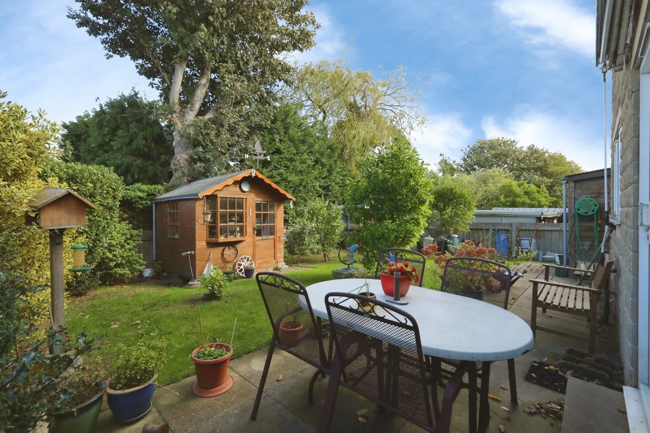 Waverley Avenue, Thurcroft, S66, photo 2