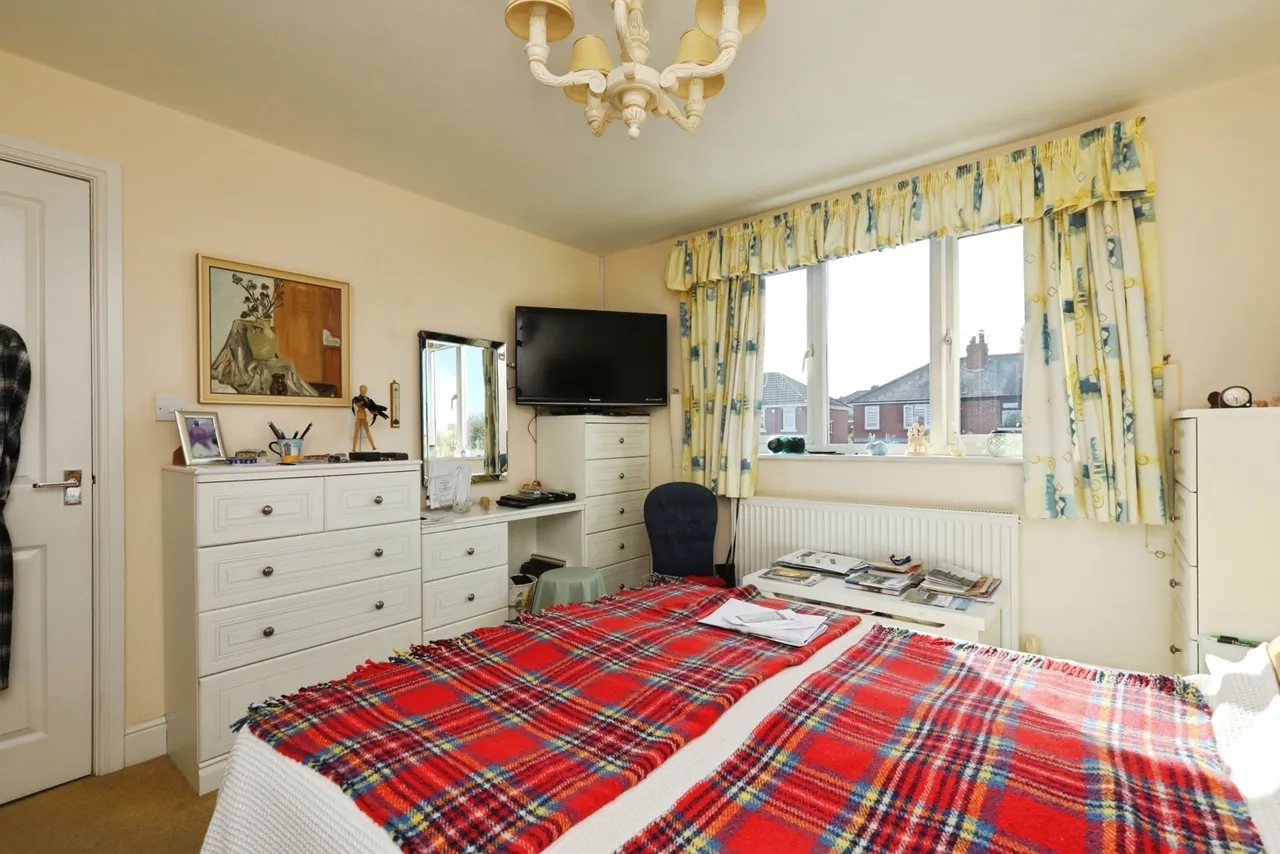 Waverley Avenue, Thurcroft, S66, photo 19