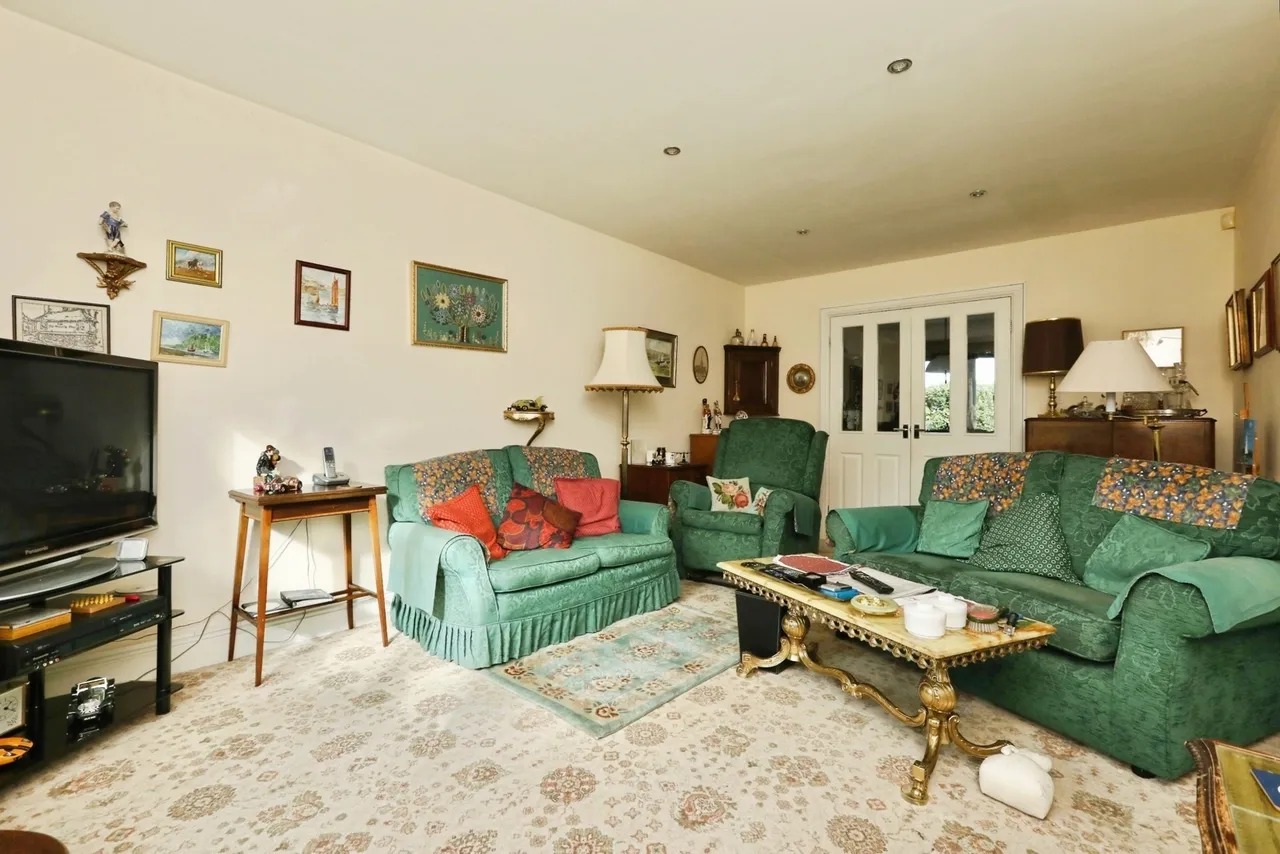Waverley Avenue, Thurcroft, S66, photo 5