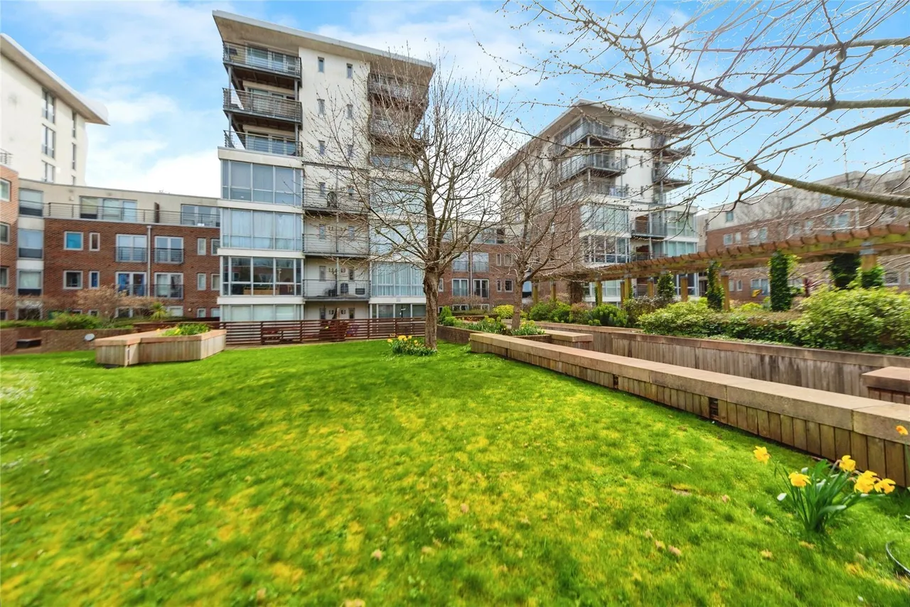 Queen Street, Portsmouth, PO1, photo 12