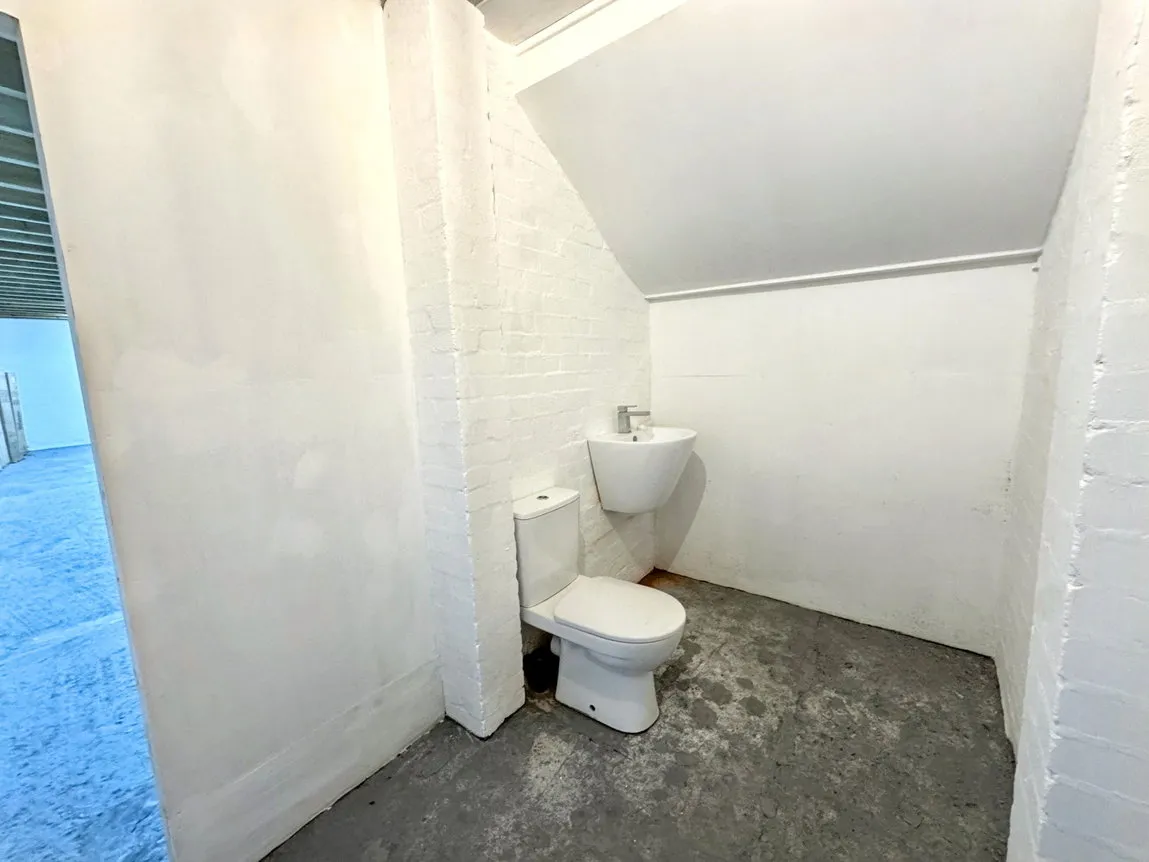 Market Street, Abergele, LL22, photo 5