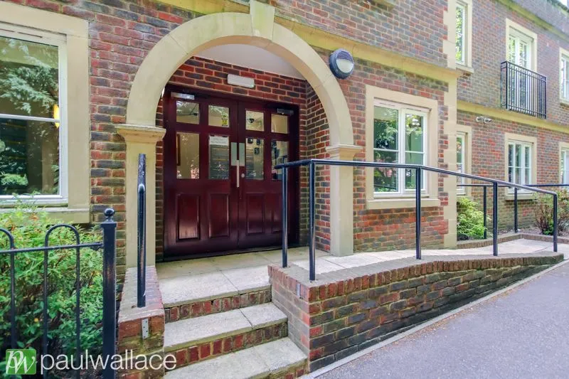 2 bed flat for sale, Esdaile Lane, Hoddesdon, EN11