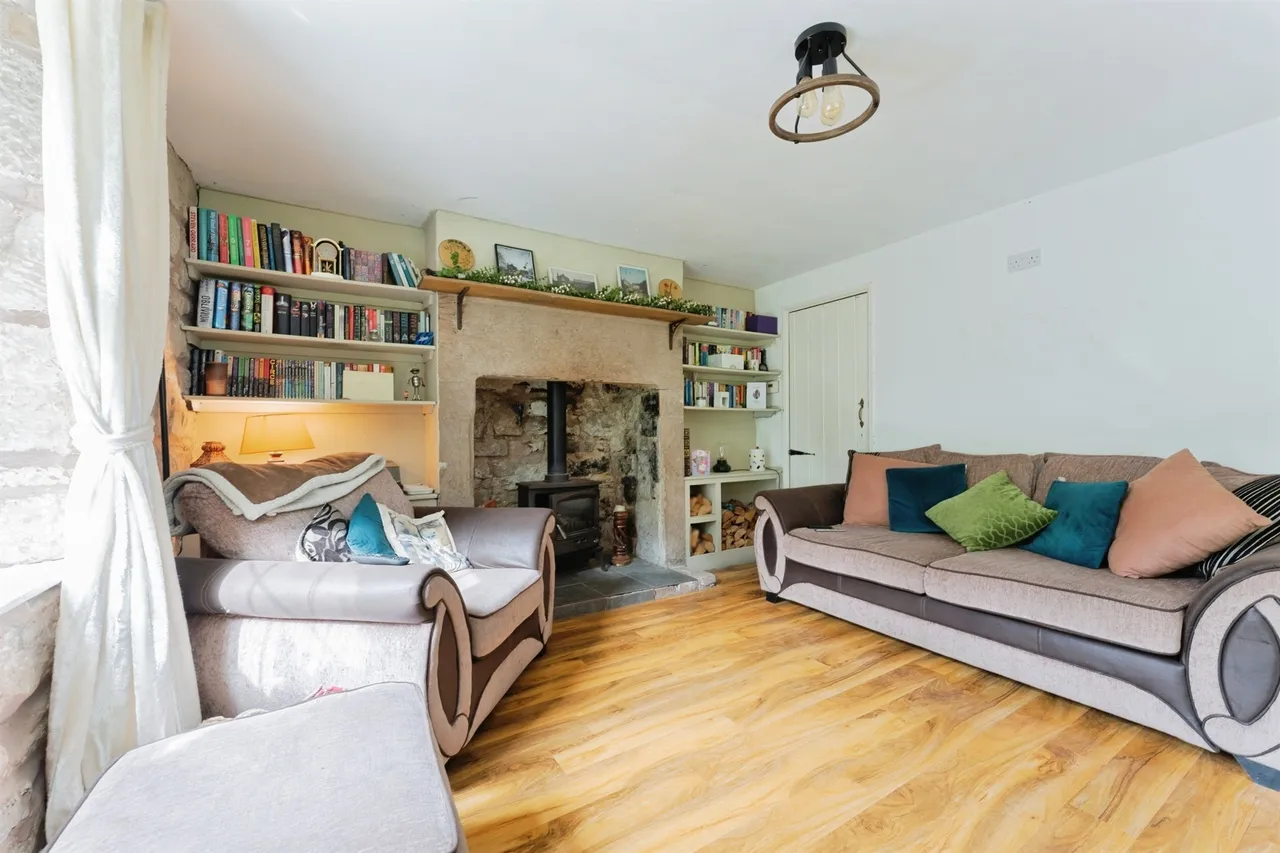 Bidston Village Road, Prenton, photo 9