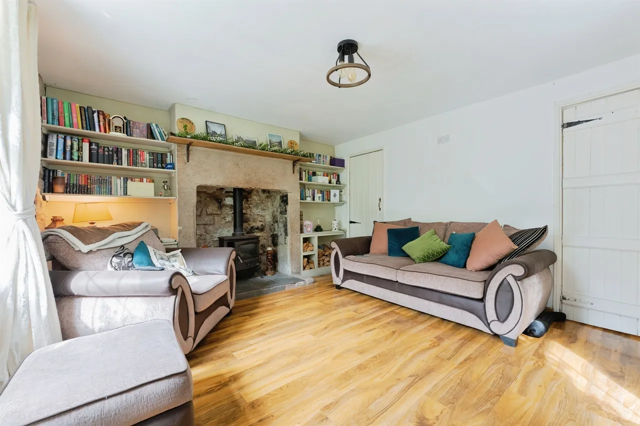 Bidston Village Road, Prenton, photo 10