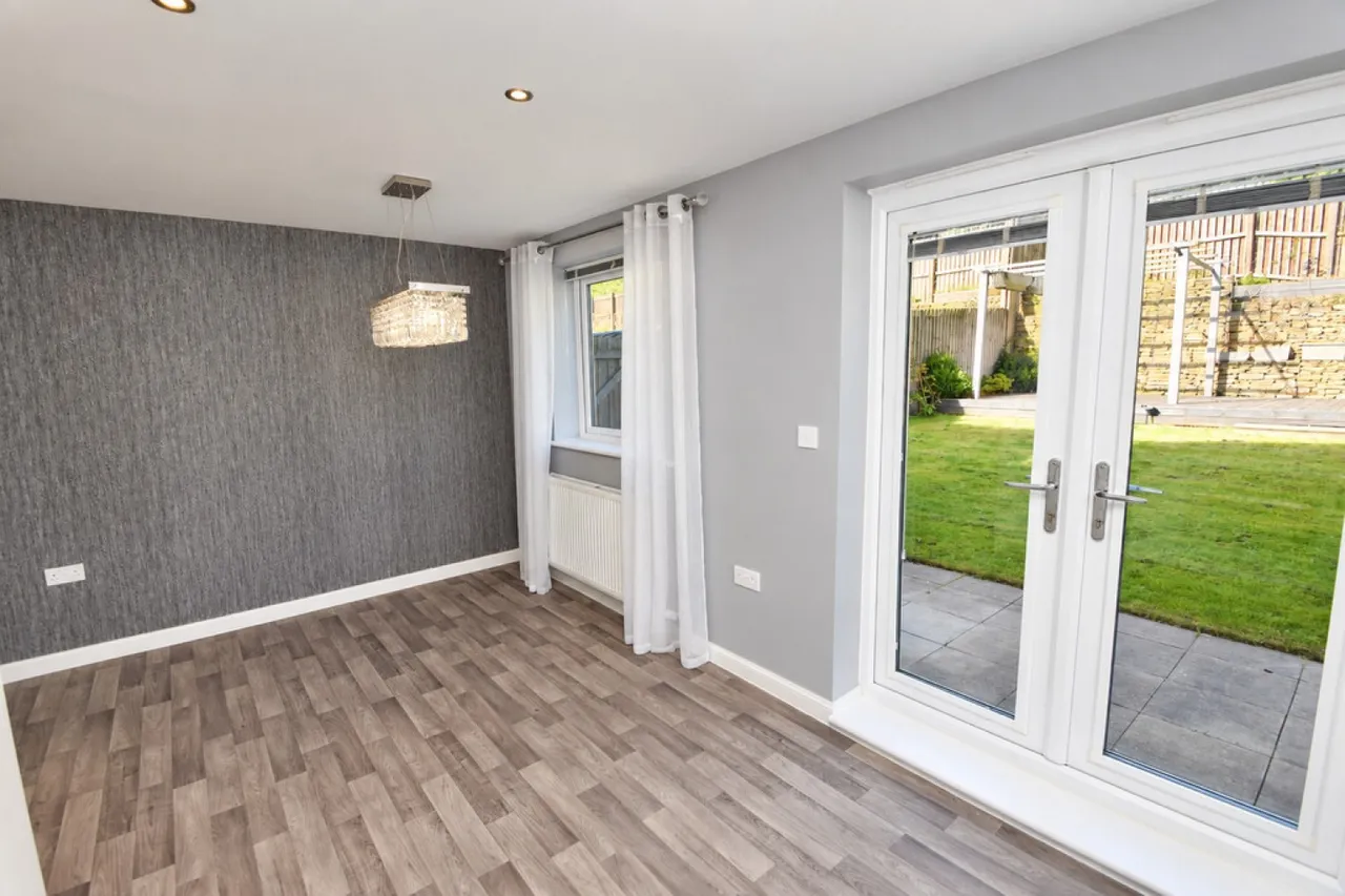 Keighley, BD22, photo 9