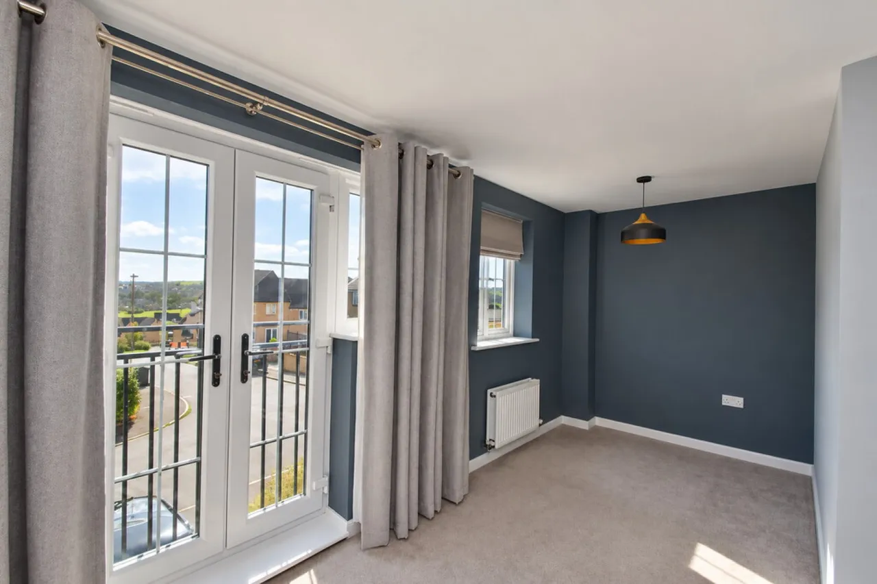 Keighley, BD22, photo 5