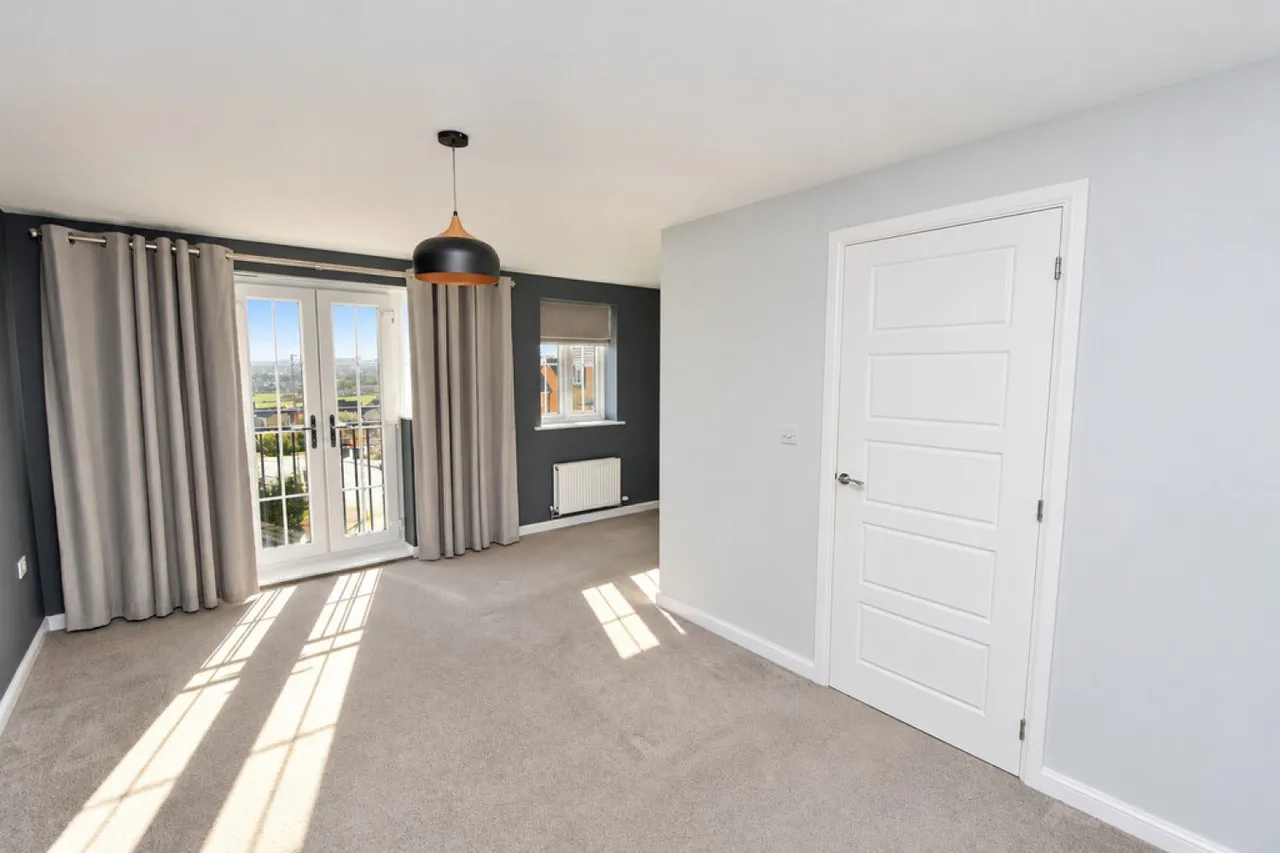 Keighley, BD22, photo 3