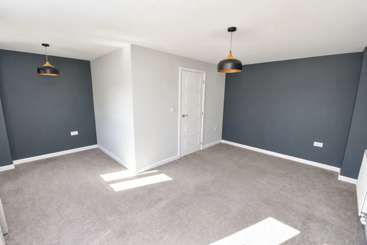 Keighley, BD22, photo 6