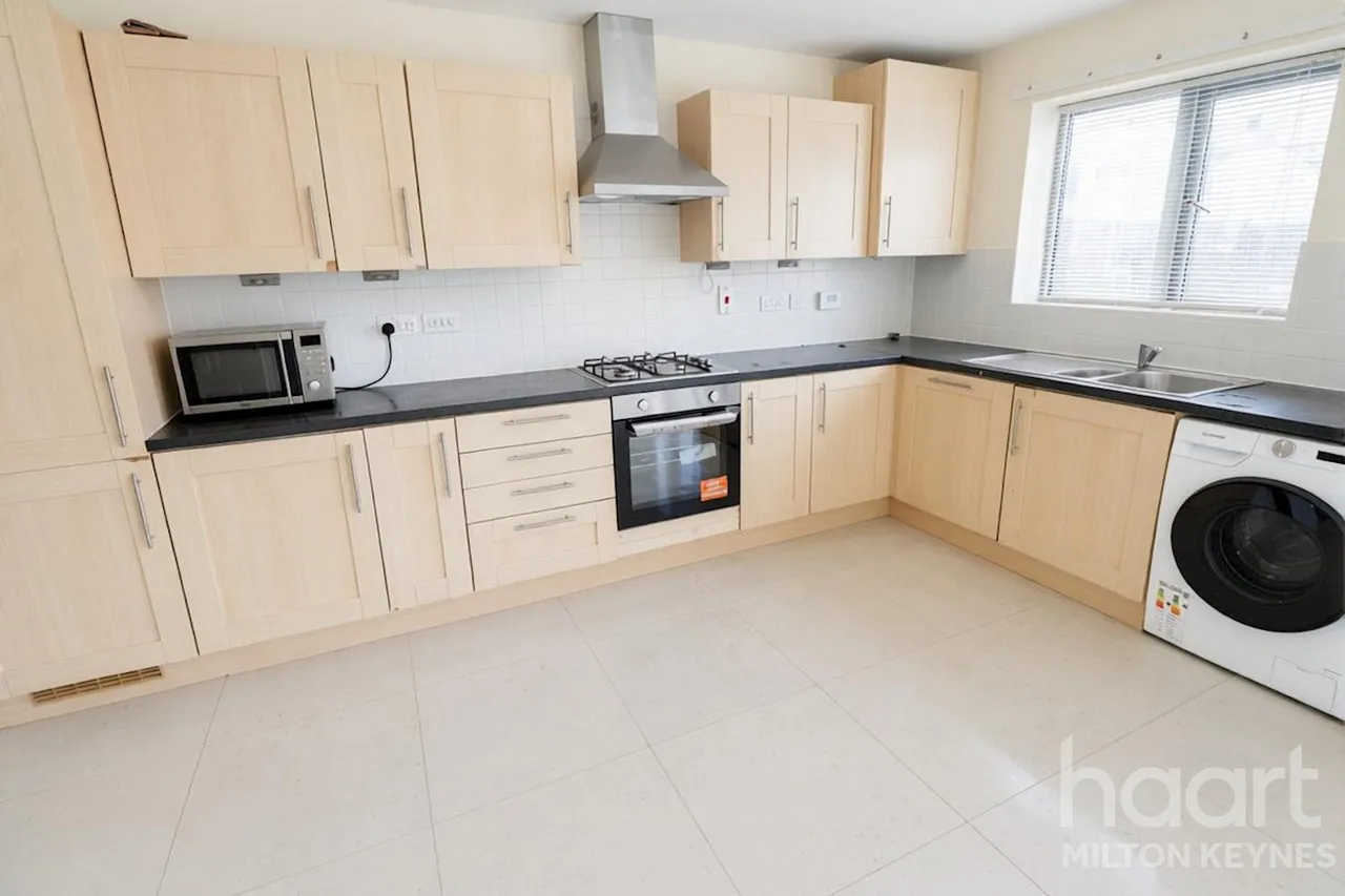Aran Court, MK14, photo 10