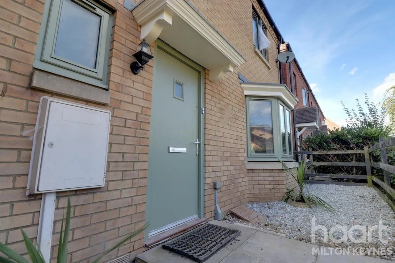 4 bed house to rent, Aran Court, MK14
