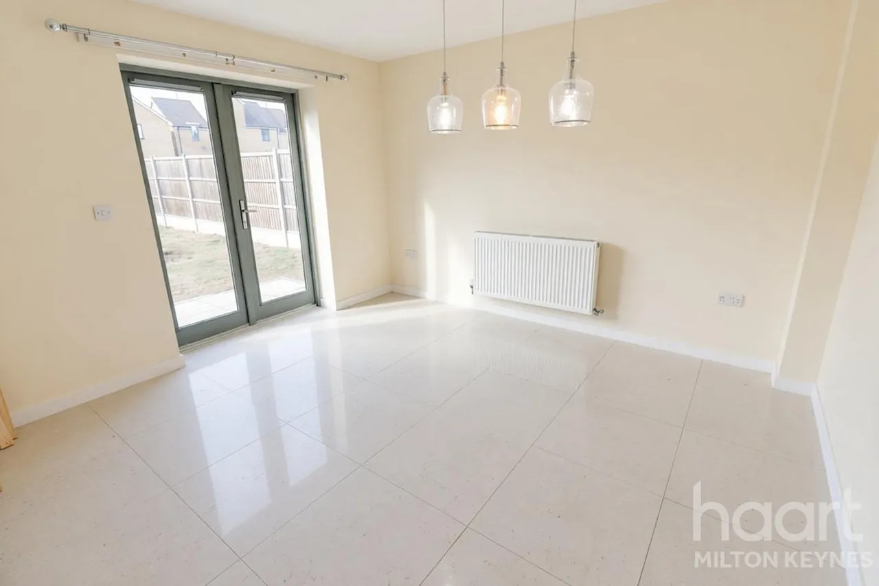 Aran Court, MK14, photo 12