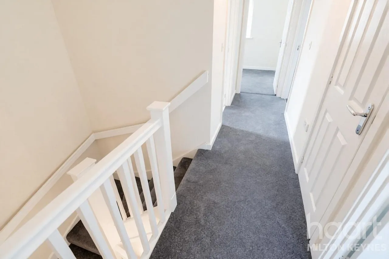 Aran Court, MK14, photo 19