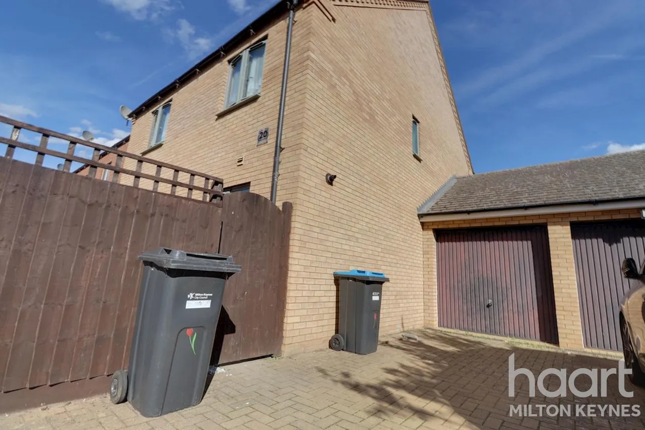 Aran Court, MK14, photo 23