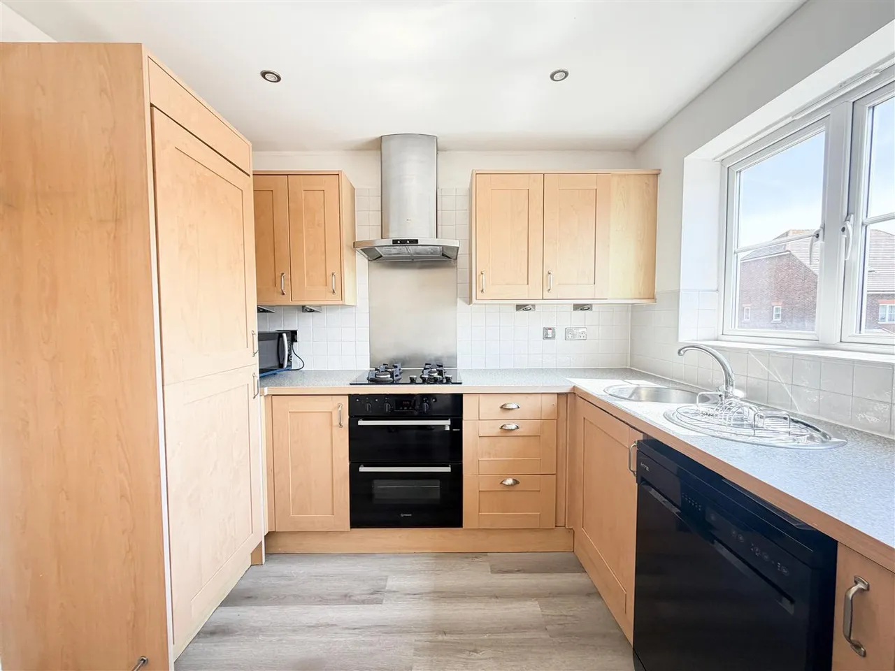 St. Kitts Drive, Eastbourne, BN23 5TL, photo 6