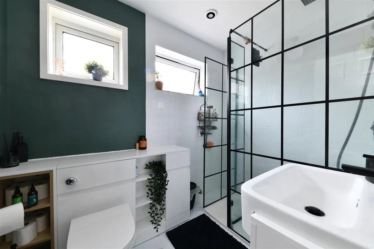 York Road, Stevenage, Herts, SG1 4HH, photo 6
