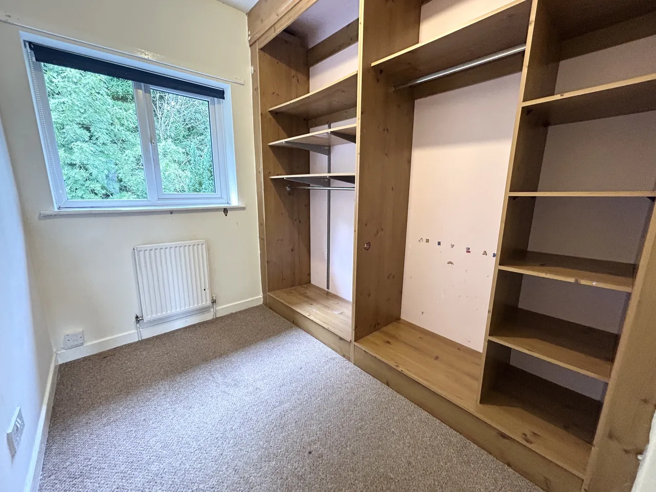 Pontefract Close, Swinton, M27, photo 8