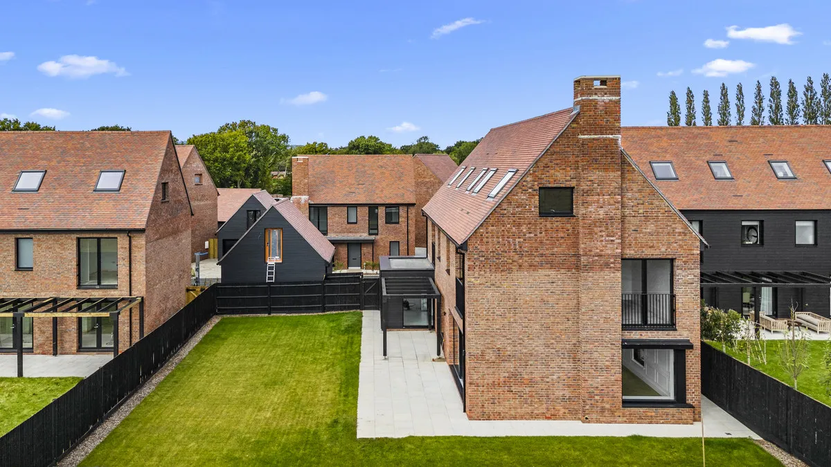 Horsham Road, Alfold Cranleigh, GU6, photo 4