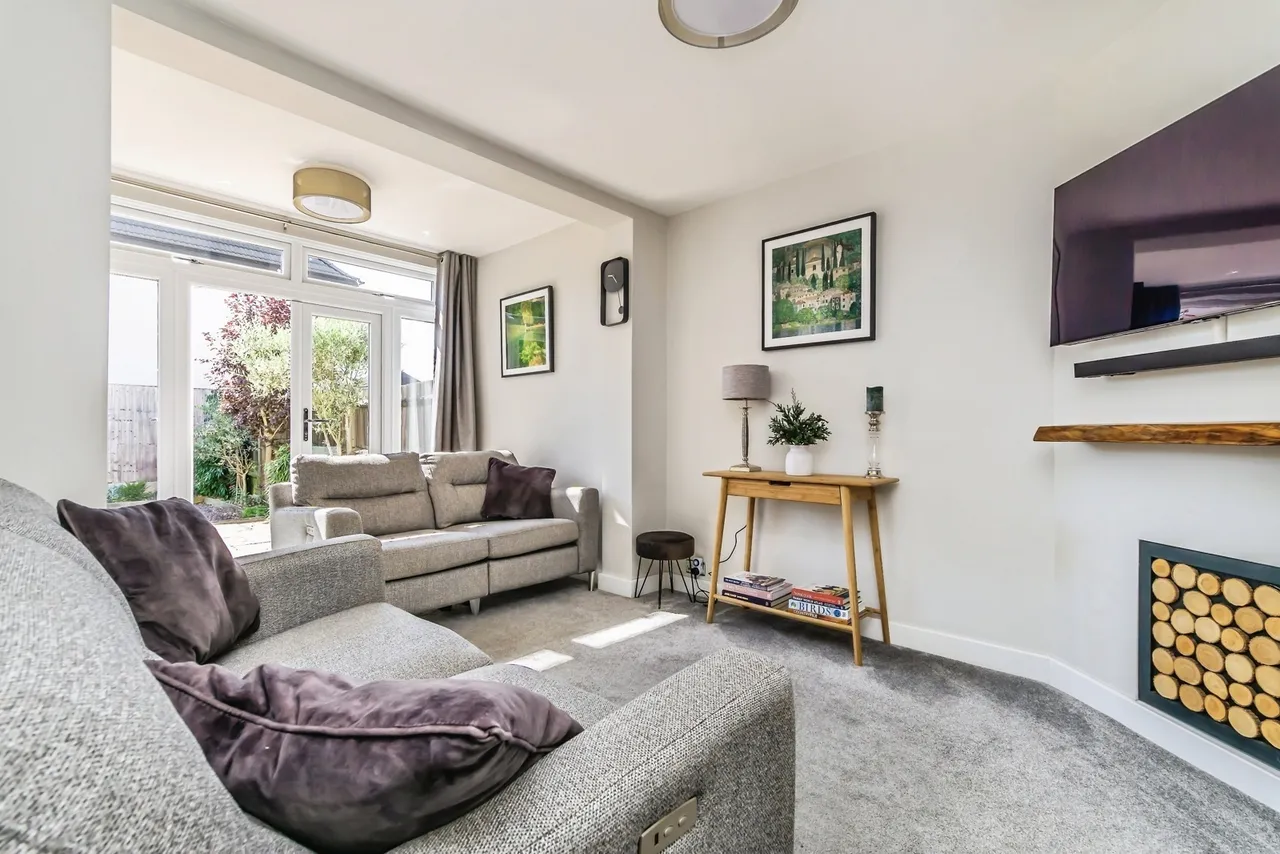 Money Road, Caterham, Surrey, CR3, photo 2