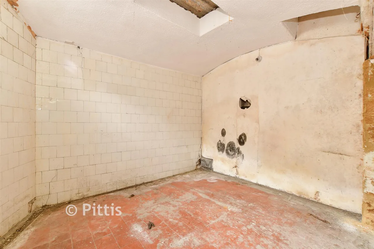 Terminus Road, Cowes, PO31, photo 12