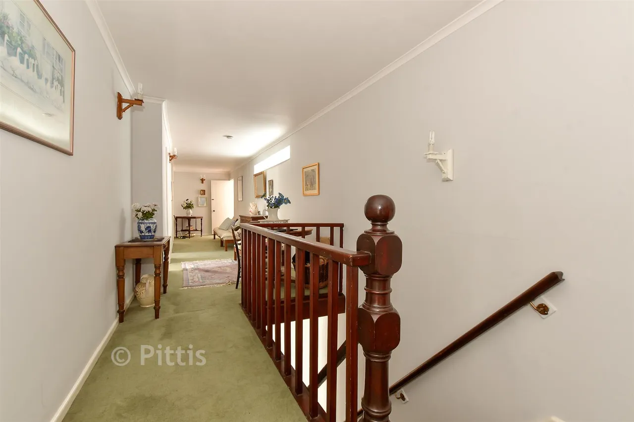 Terminus Road, Cowes, PO31, photo 9