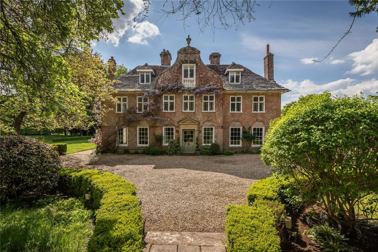 6 bed house for sale — Pamphill, Wimborne, Dorset, BH21 4EE