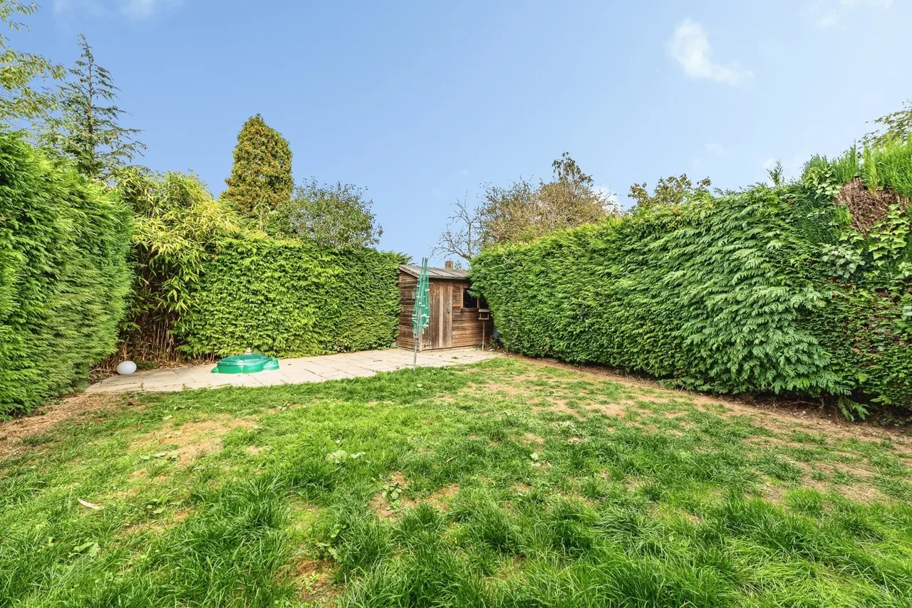 Hawthorn Way, Basingstoke, RG23, photo 6
