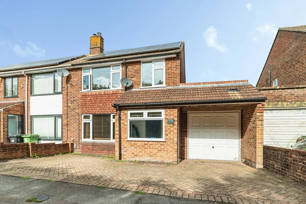 Hawthorn Way, Basingstoke, RG23, photo 21