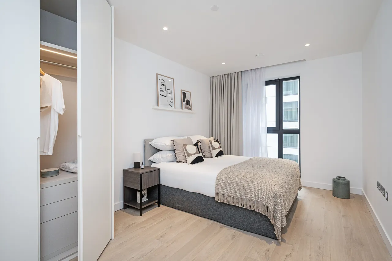 Flat 405, Alma, 5 New Drum Street, London, photo 6