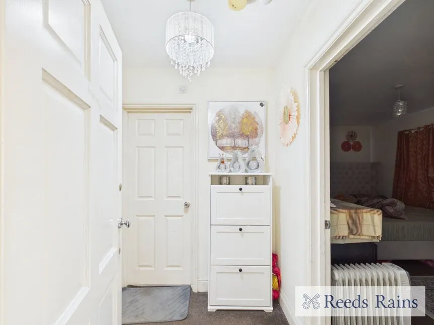 The Drive, Collier Row, Romford, RM5, photo 9
