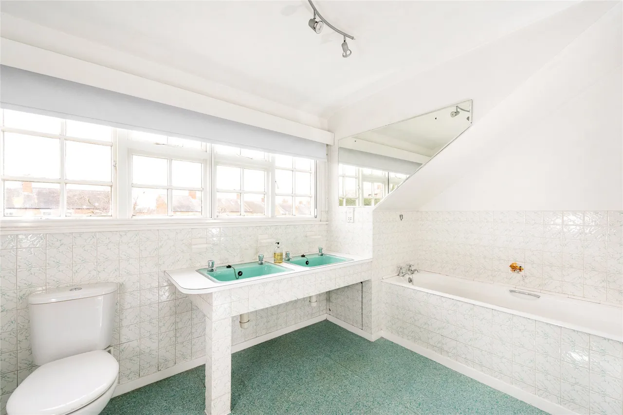Dartmouth Road, Olney, MK46, photo 14