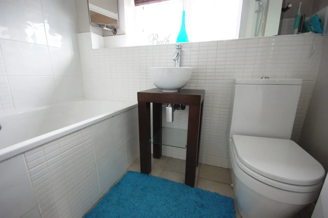 Suffolk Drive, Whiteley, photo 9