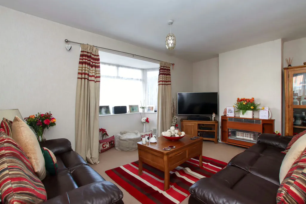 White Hart Drive, Hemel Hempstead, Hertfordshire, HP2 4JL, photo 11