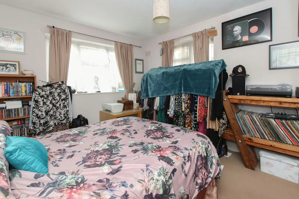 White Hart Drive, Hemel Hempstead, Hertfordshire, HP2 4JL, photo 6