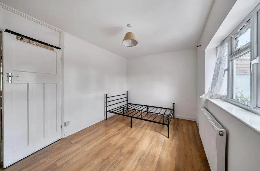 Mead Close, Slough, SL3, photo 11