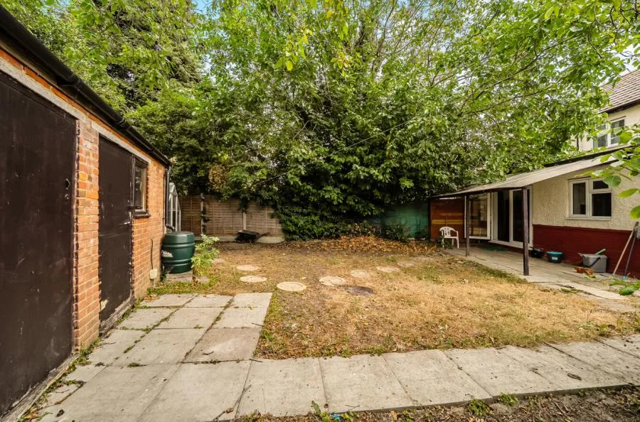 Mead Close, Slough, SL3, photo 14